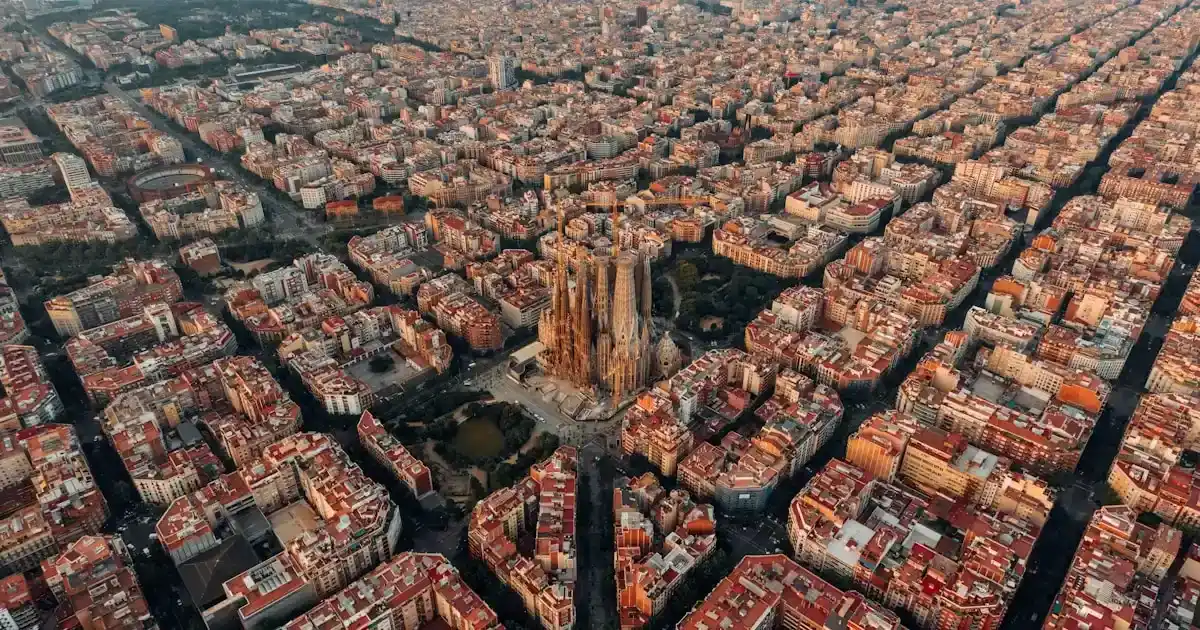 Vista panorámica de Valencia con la Ciudad de las Artes y las Ciencias
